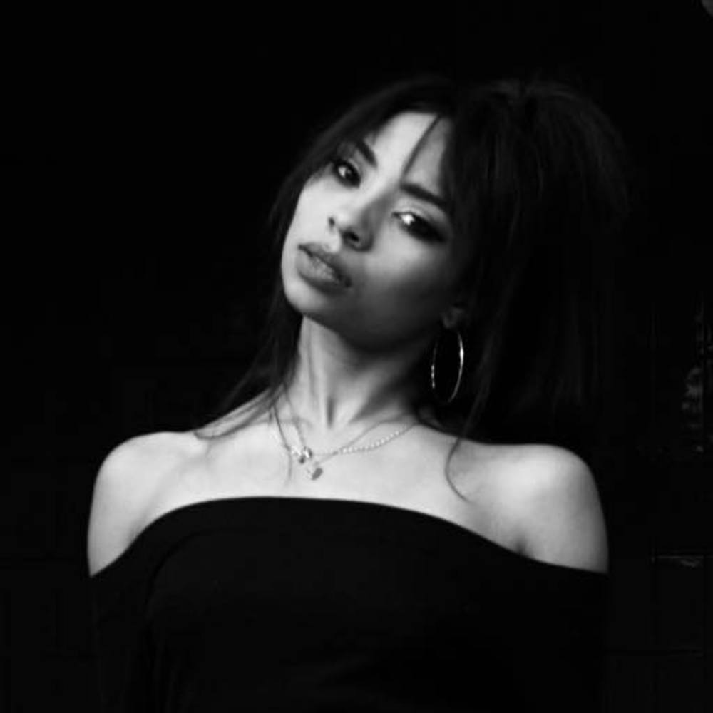 Meet your Posher, Sasha